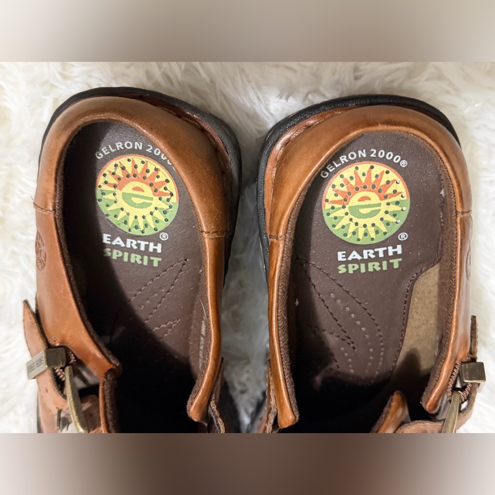 Earth Spirit Brown Leather Buckle Clogs Women’s Size 6.5 Comfort Shoes - Picture 9 of 11